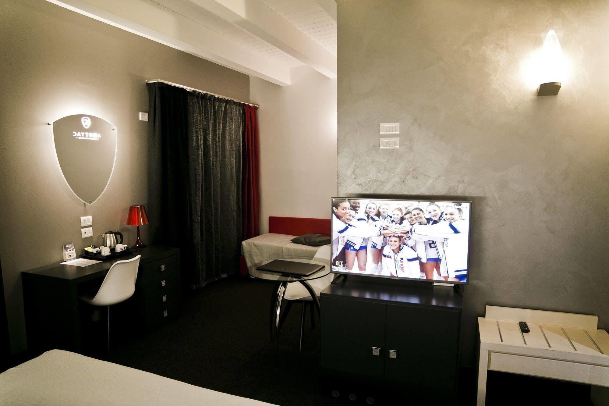קולצ'יו Daytona Business Hotel מראה חיצוני תמונה