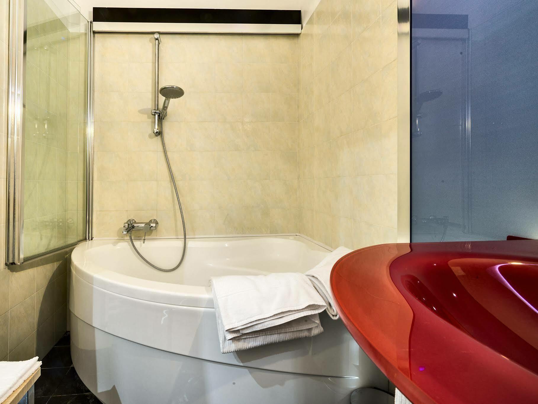קולצ'יו Daytona Business Hotel מראה חיצוני תמונה