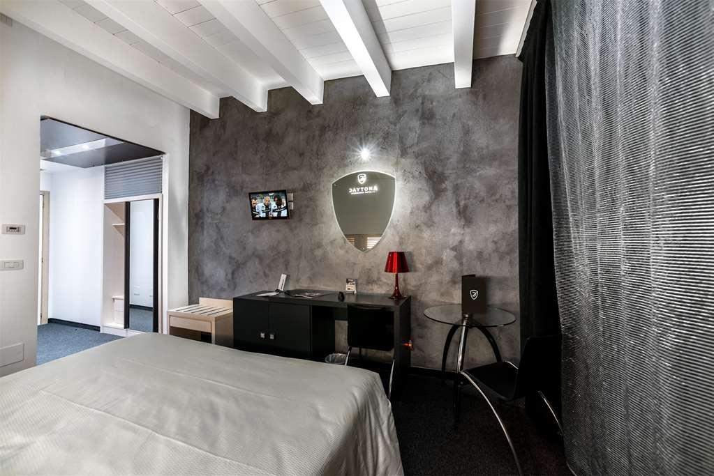 קולצ'יו Daytona Business Hotel חדר תמונה